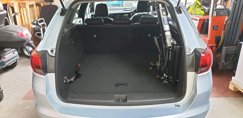2019 Vauxhall Astra with 100kg Brig-Ayd Evotech Hoist