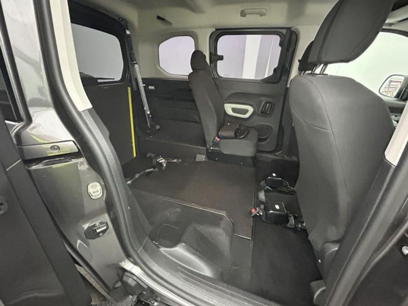 WA70 EUM Manual Wheelchair Accessible Vehicle Citroen Berlingo Multispace 1.6 Blue HDi 100 Feel Edition