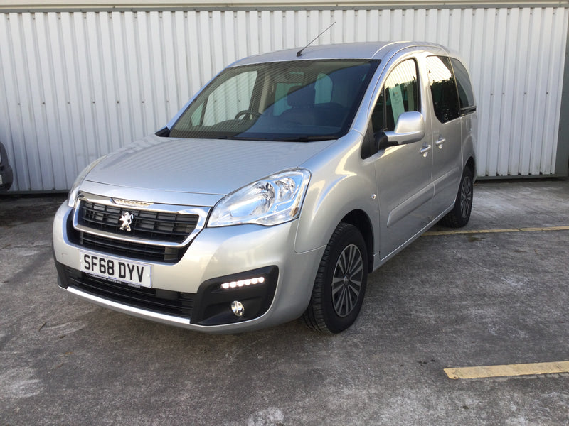 Used Approved WAV: Automatic Diesel Peugeot Partner Tepee 1.6 Blue HDI Active SF68 DYV