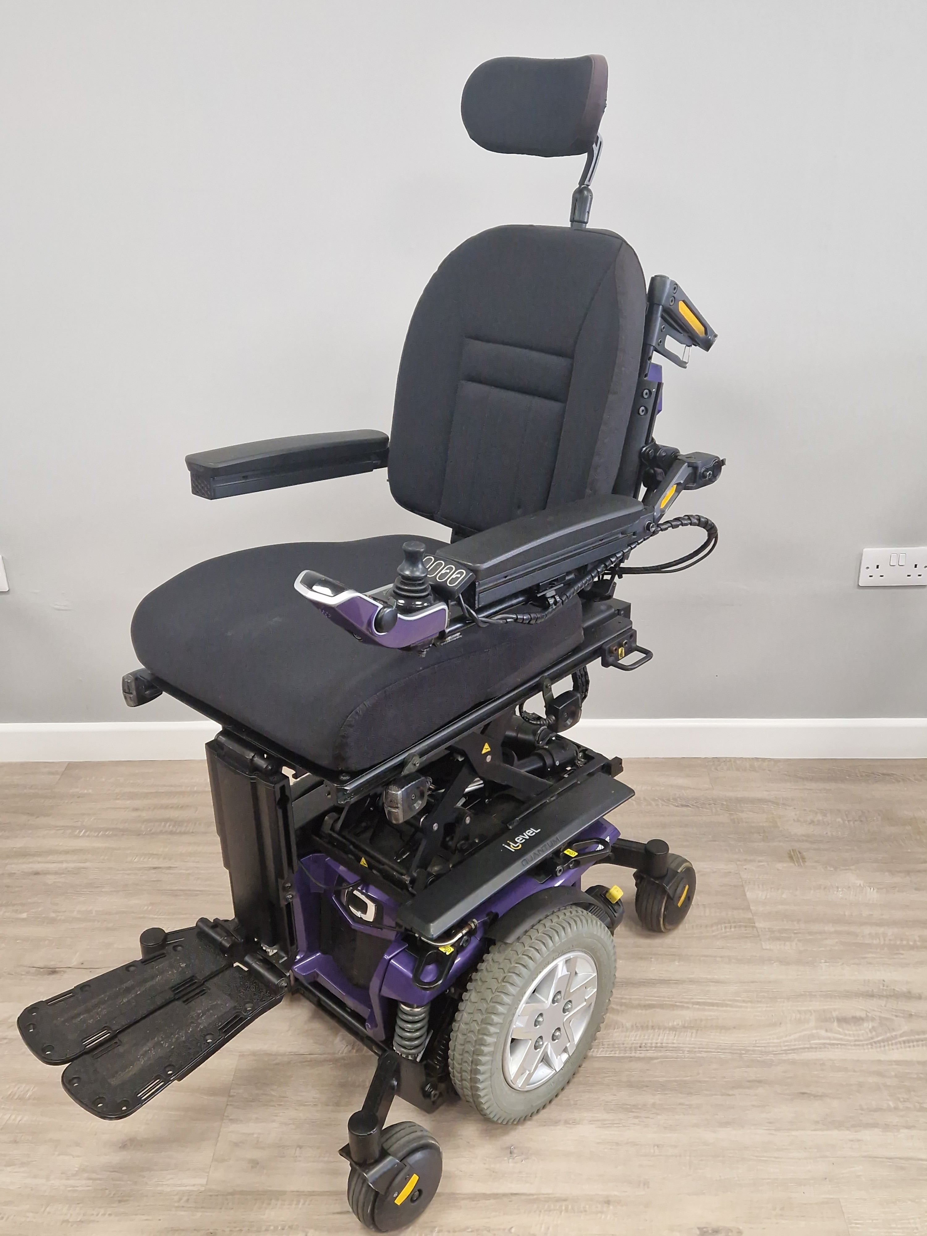 Used Approved Quantum Q6 Edge 2.0 | Unique Mobility | Launceston ...
