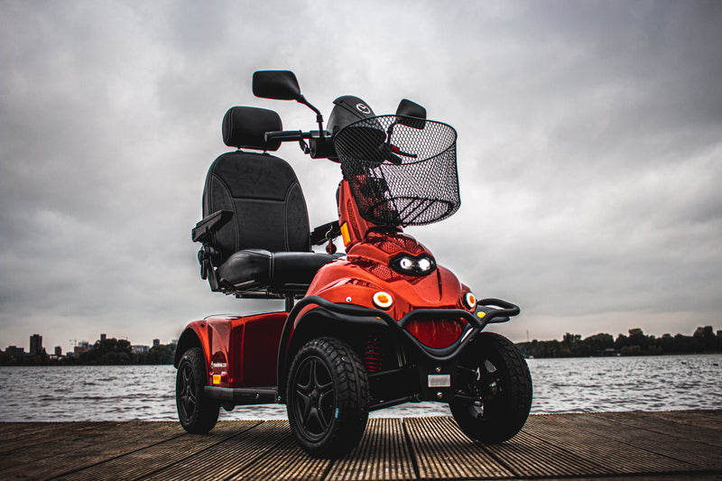 Mini Crosser outside in front of a lake