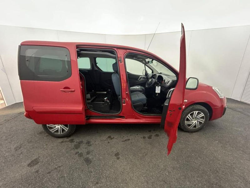 NK67 DKF Wheelchair Accessible Vehicle Citroen Berlingo Multispace 1.6 Blue HDi 100 Feel Edition