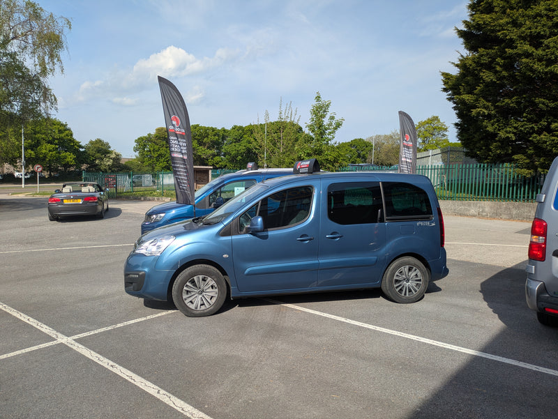 SF67 BGY Wheelchair Accessible Vehicle Peugeot Partner Tepee 1.6 Blue HDI
