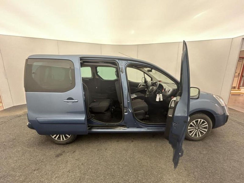 SF67 BGY Wheelchair Accessible Vehicle Peugeot Partner Tepee 1.6 Blue HDI