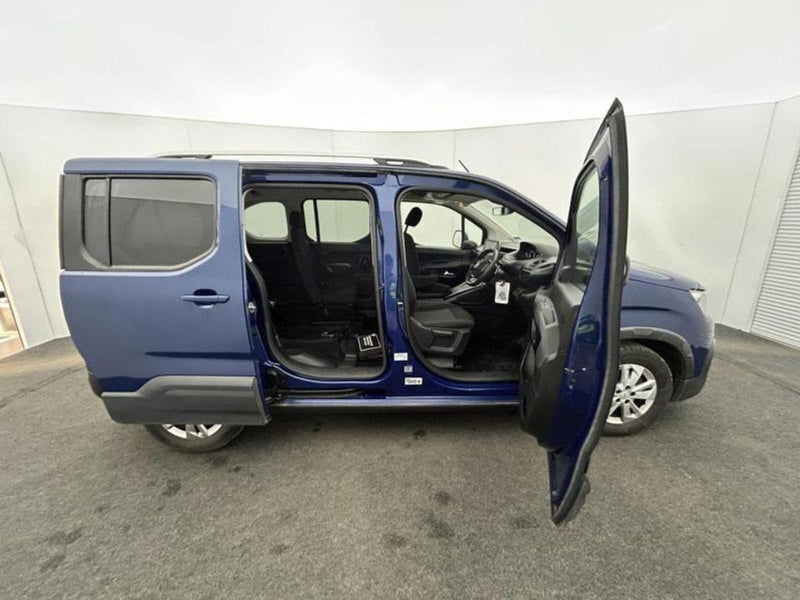 SF20 FHA Wheelchair Accessible Vehicle Peugeot Rifter Diesel Estate 1.5 Blue HDI 130 Allure