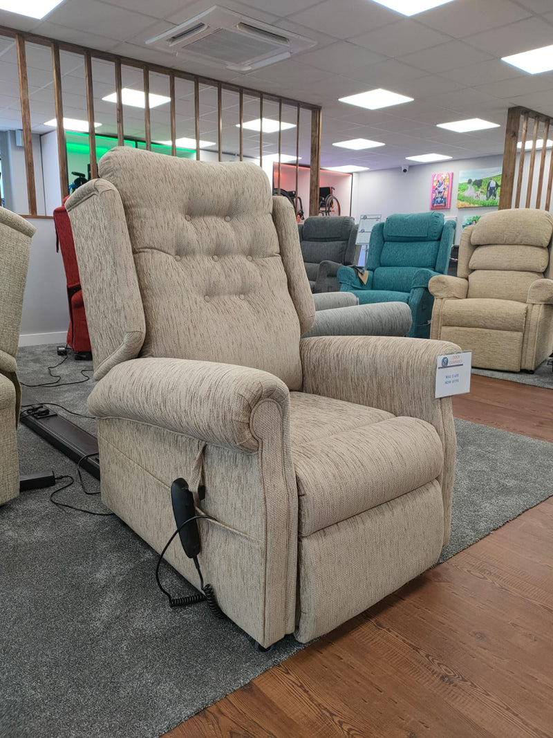 Ex-Display Hampton Rise & Recline Chair