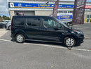 Used-approved WAV: Diesel Manual Ford Grand Tourneo Connect 1.5TDCi Zetec Wheelchair Accessible Vehicle SF66 OXG